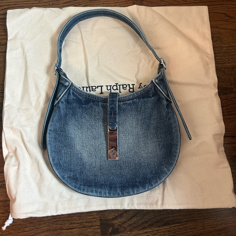 Polo Ralph Lauren ID Bag
PRICE FIRM